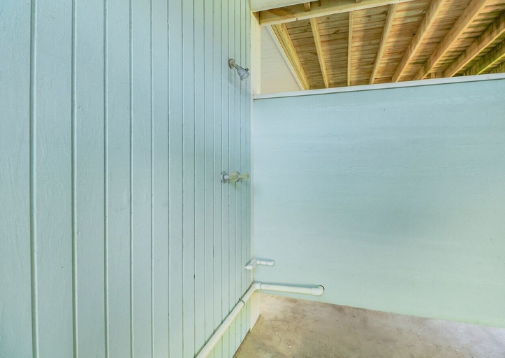 Interior 5, Always Sunny 3 Bedroom Home by RedAwning, Galveston