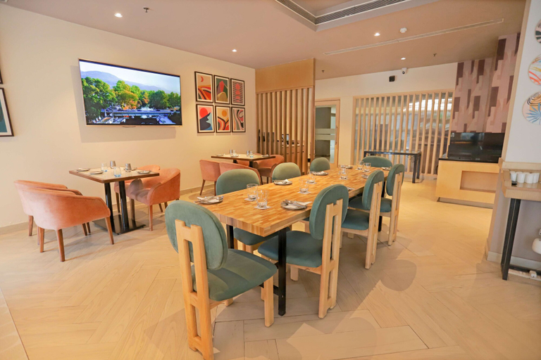 Food & Drinks 5, Park Inn by Radisson New Delhi Lajpat Nagar, Delhi