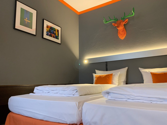 Bedroom 5, Hotel Maxplatz, Hof