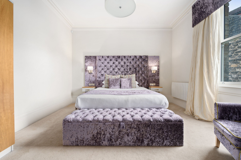 Bedroom 3, White Hart Hotel & Apartments, North Yorkshire