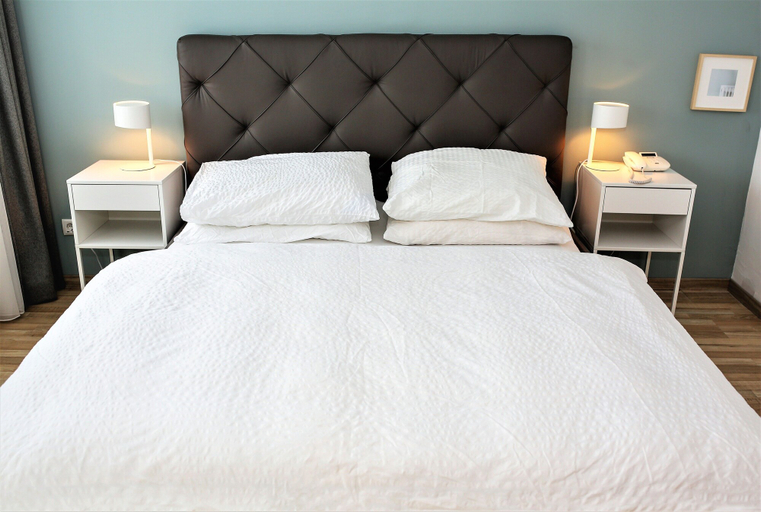 Bedroom 3, Hotel Sonnenhof - bed & breakfast & appartements, Innsbruck
