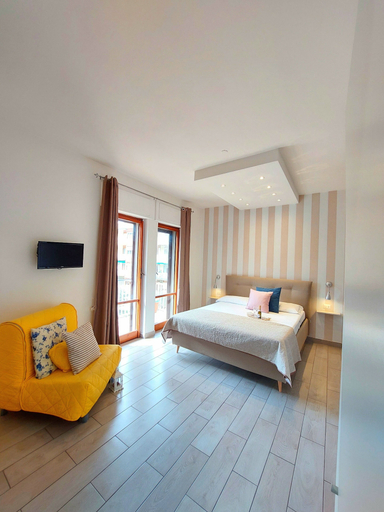Bedroom 3, Moonlight Sorrento Studios, Napoli