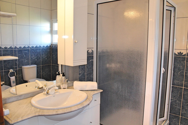 Bathroom, Casa Vista Bela by Our Madeira, Calheta