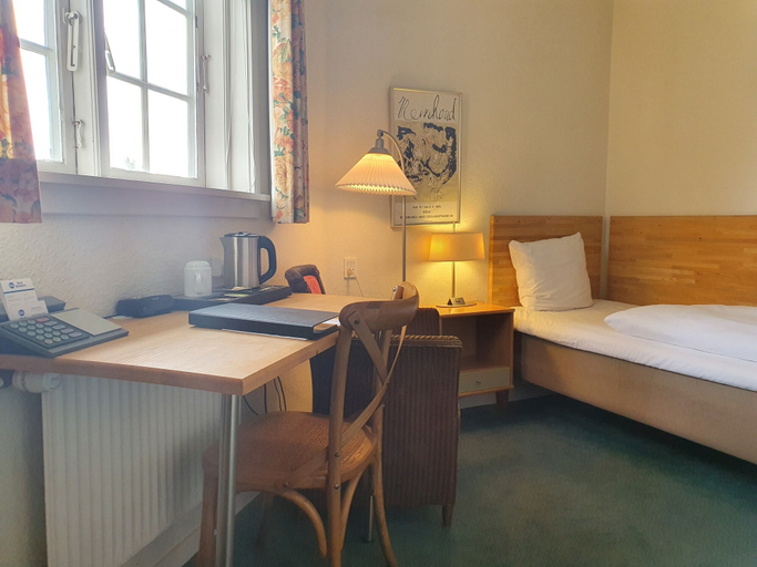 Bedroom 2, Hotel Knudsens Gaard, Odense