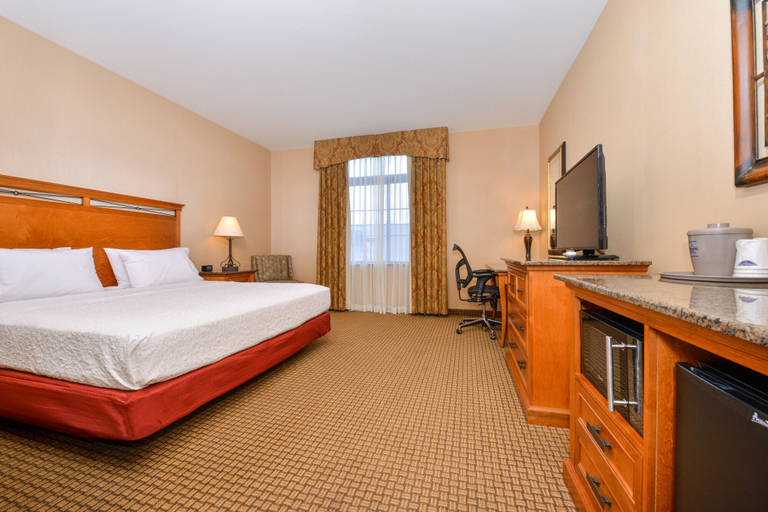 Bedroom 3, Hampton Inn & Suites Coeur d' Alene, Kootenai