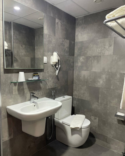 Bathroom 4, Hotel Santa Cruz Oran, Oran