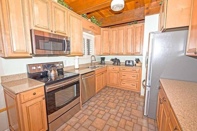 Private kitchen 3, 3542 Bobby Grey Circle 3 Bedroom Cabin by RedAwning, El Dorado