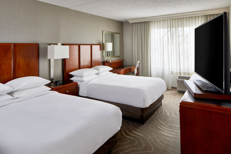 Bedroom 4, Detroit Metro Airport Marriott, Wayne