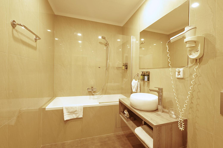 Bathroom 3, Hotel Alexander, Tachov