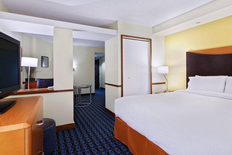 Bedroom 3, Fairfield Inn by Marriott Arrowood, Mecklenburg