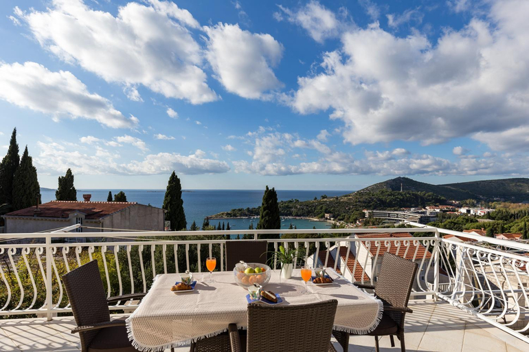 Food & Drinks, Apartments Villa Enzian, Župa Dubrovačka