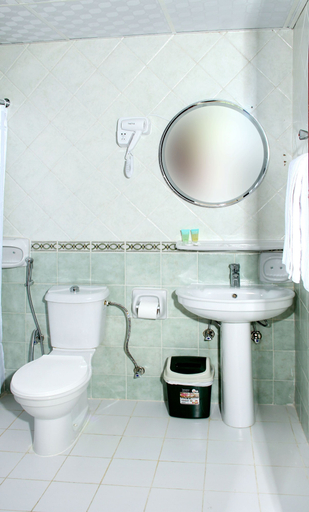 Bathroom 5, ALBARAKAH HOTEL, Sharjah City