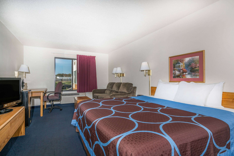 Bedroom 3, Super 8 by Wyndham Portage, Columbia