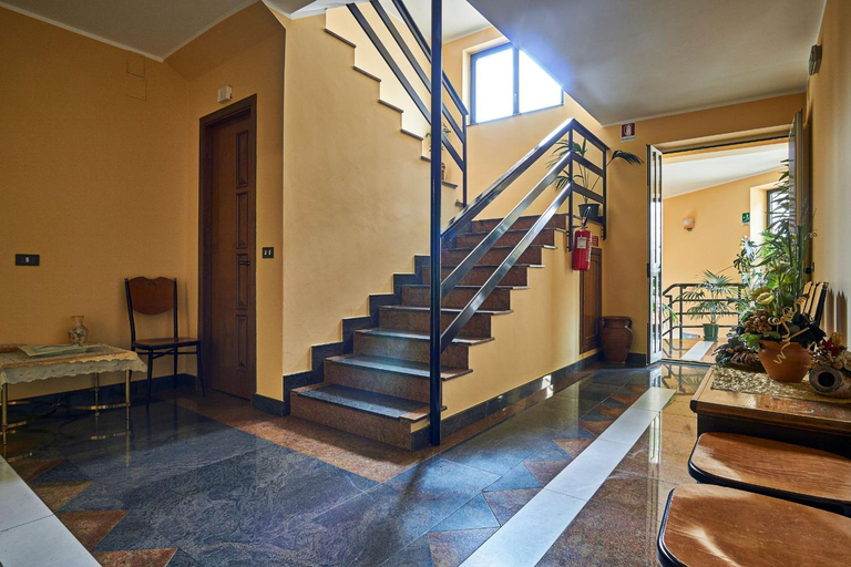 Others 3, Hotel Mazzurco, Messina