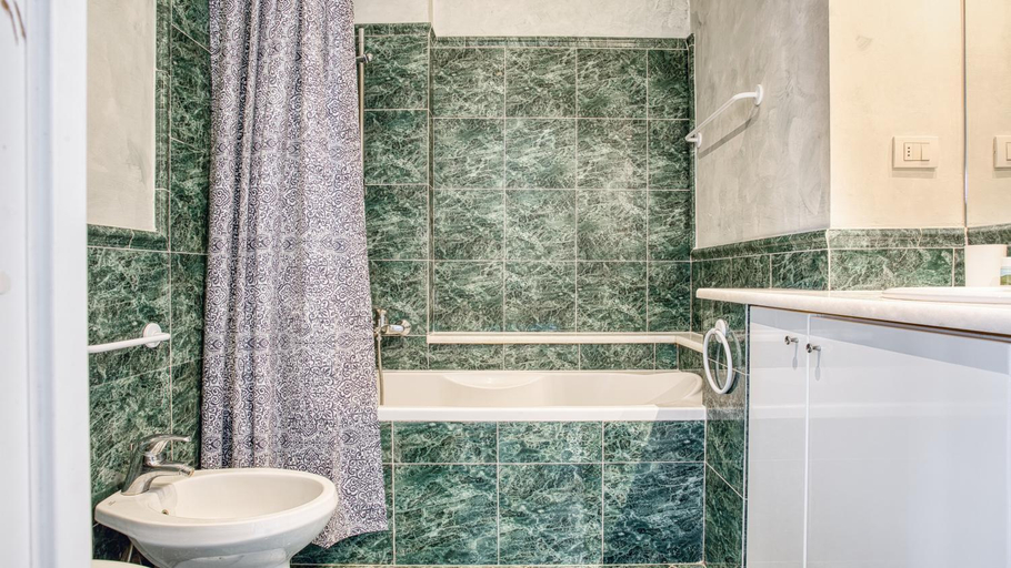Bathroom 3, Italianway Comfort - Merlo 1 C, Milano