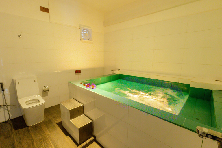 Bathroom 4, Elysia Sigiriya Hotel, Dambulla