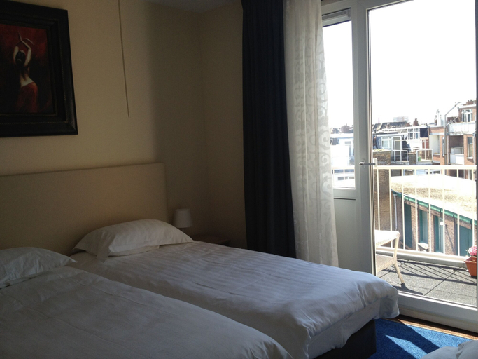 Others 4, New City Hotel Scheveningen, The Hague