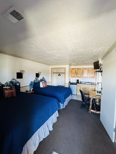 Bedroom 2, Sundance Motel, Sublette
