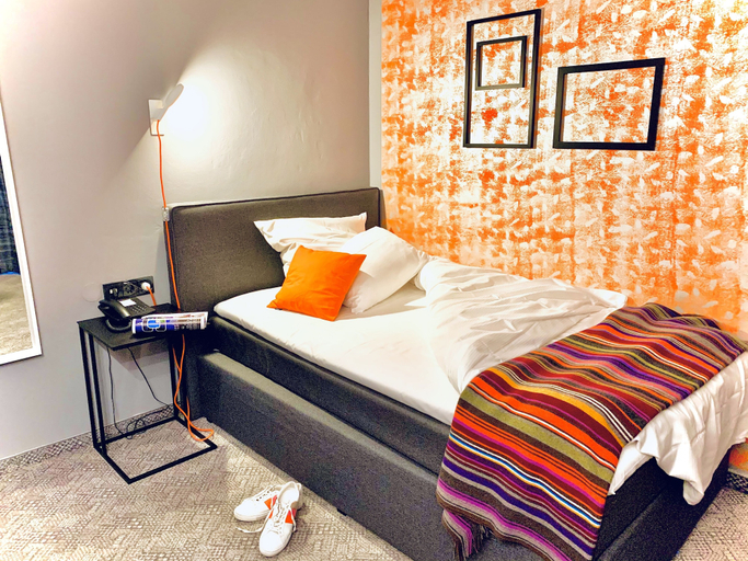 Bedroom 3, Hotel Maxplatz, Hof