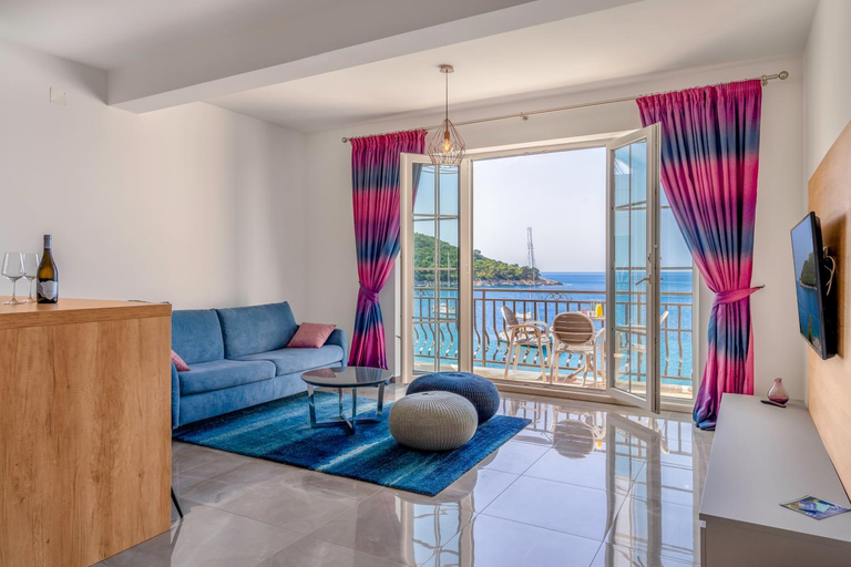 Bedroom 3, Pine Tree Boutique Apartments, Mljet