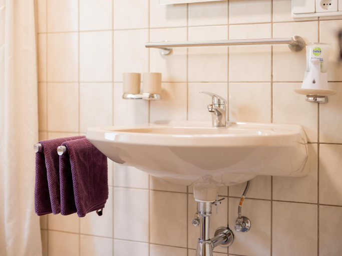 Bathroom 4, Apartment Kraxner, Imst