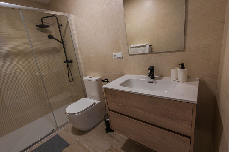 Bathroom 3, Apartamentos turisticos Jose Cruz, Málaga