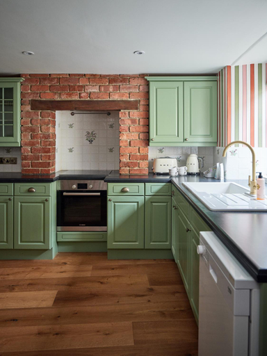 Others 2, Townhouse Suites- Abbey Row, Wiltshire
