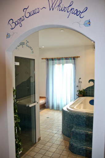 Bedroom, Al Piccolo Hotel, Trento