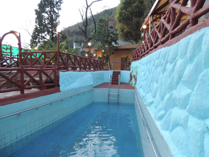 Sport & Beauty 5, NEW ORANGE TREE CLASSIC FALL RESORT MUSSOORIE - IN HOUSE PARKING, Dehradun