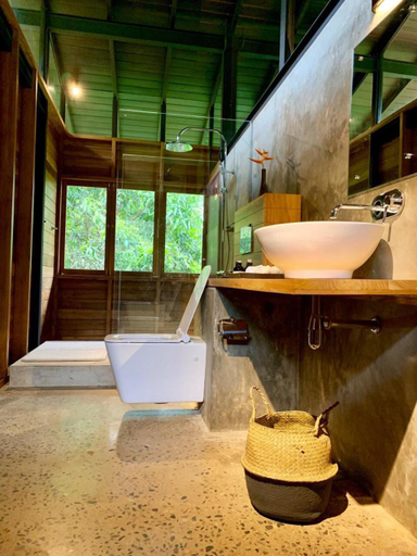 Bathroom 3, Sati Wellness Kandy Sri Lanka, Doluwa