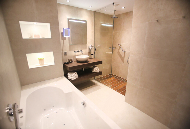 Bathroom 5, Van Der Valk Hotel Oostzaan - Amsterdam, Oostzaan