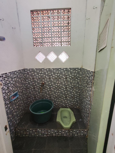 Bathroom 4