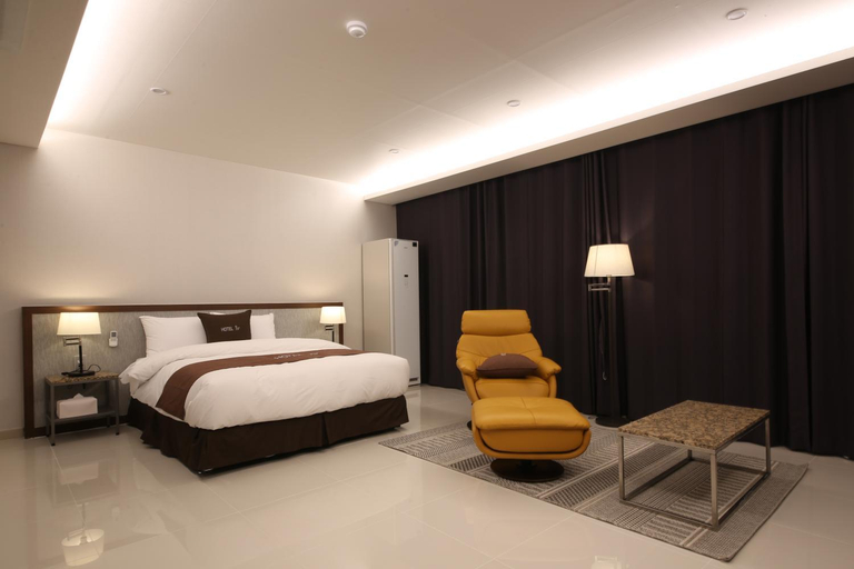 Bedroom 4, Gumi Indong Js, Gumi