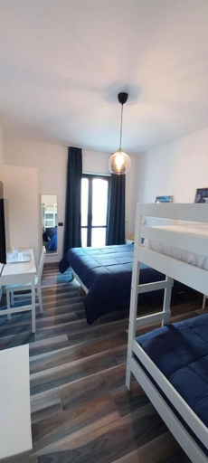 Bedroom 3, B&B Fronte Mare, Salerno