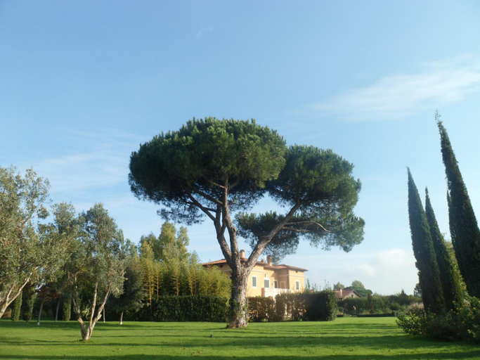 Exterior view 2, Casale DI Tormaggiore Villa And Country Suites, Rome