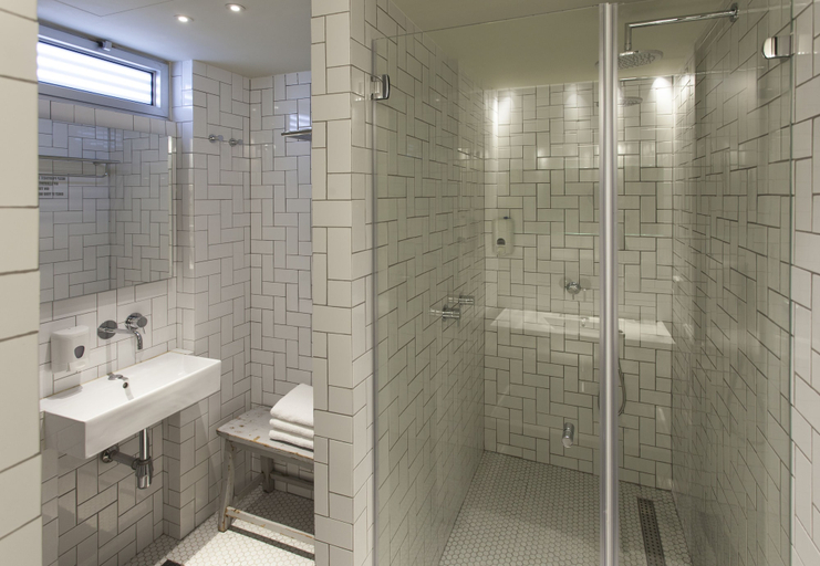 Bathroom 5, Florentin House - By HOMY