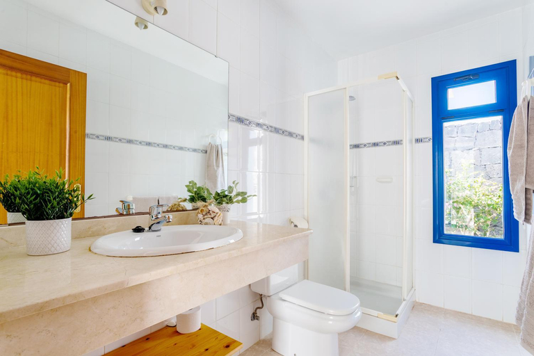 Bathroom 2, Villa Sweet Boheme, Las Palmas