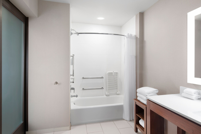 Bathroom 5, Courtyard by Marriott Seattle SeaTac Airport, SeaTac