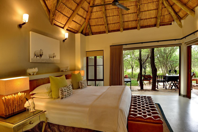 Bedroom 3, Tambuti Lodge, Bojanala
