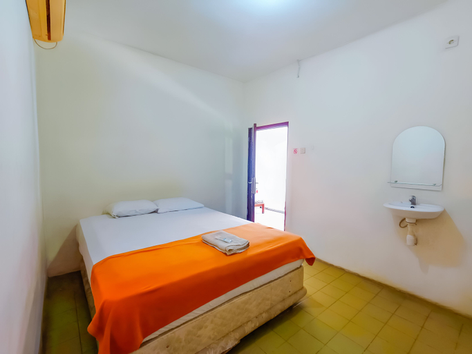 Bedroom 13