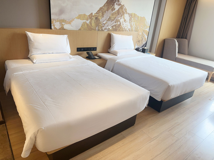 Bedroom 2, Tuke Hotel (Shanghai Hongqiao Hub Yan'an West Road Branch), Shanghai