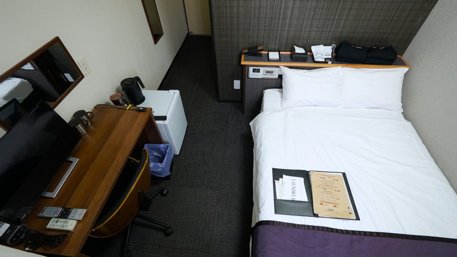 Bedroom 13