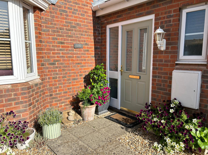 Others 4, Flavian House, West Sussex