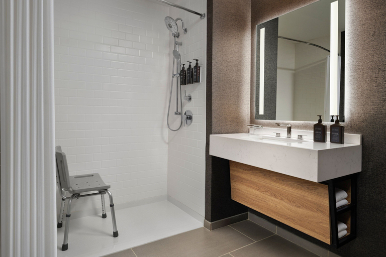 Bathroom 4, Sheraton Erie Bayfront Hotel, Lake Erie