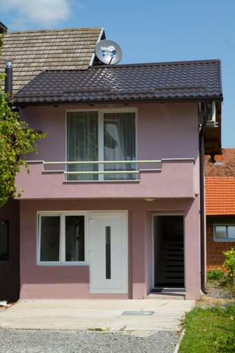 Exterior & Views, Rooms Garden Zagreb Airport, Velika Gorica