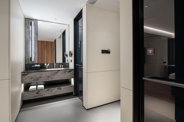 Bathroom 4