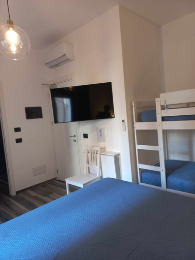 Bedroom 4, B&B Fronte Mare, Salerno