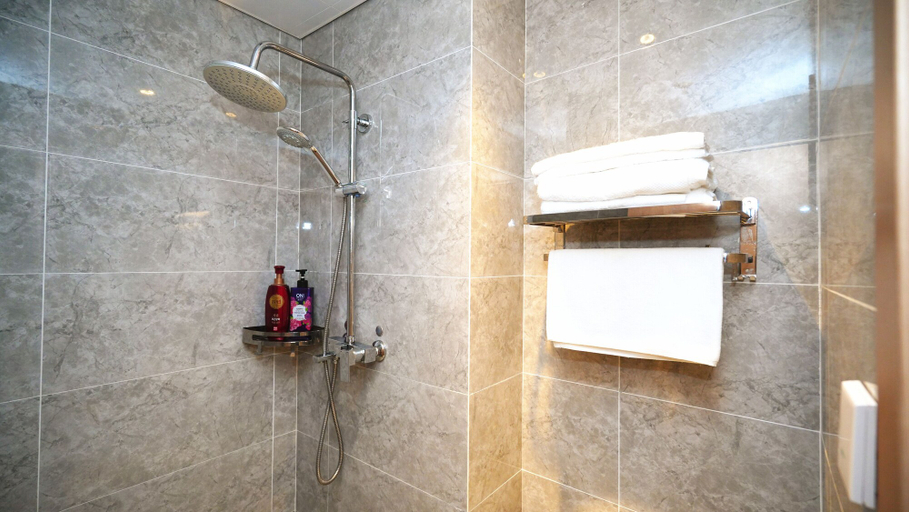 Bathroom 4, Serveyou Hotel - Free Airport Pickup Service & Free Canton Fair Shuttle Bus, Guangzhou