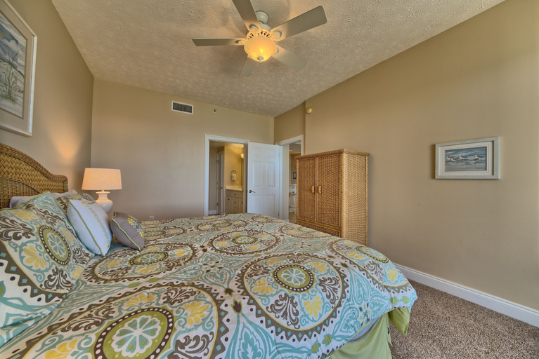 Bedroom 3, Comfortable High-Rise Condo with Beach Access - Unit 1404 by RedAwning, Bay
