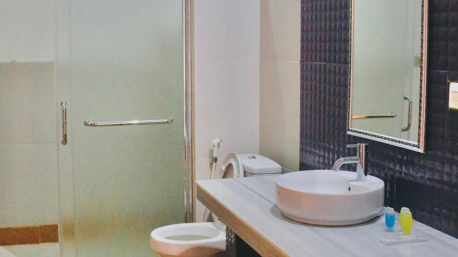 Bathroom 5, Vamana Bangsal, Lombok